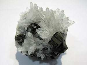 Bergkristall feiner Nadelquarz mit Zinkblende +Pyrit Madan, Bulgarien