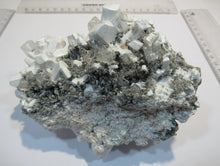 Laden Sie das Bild in den Galerie-Viewer, Pikromerit Schönit Kalihydrit Steinsalz Halit Kristallstufe 13cm Neuhof Ellers, Deutschland