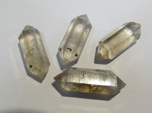 Laden Sie das Bild in den Galerie-Viewer, Bergkristall 4 klasse Quarz Doppelender Kristalle um3,5cm Tibet Himalaya, China