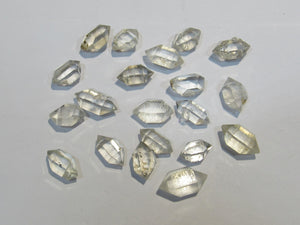 Bergkristall Sammlung 20 Doppelender Herkimer Typ 8-13mm Tibet Himalaya, China