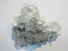 Laden Sie das Bild in den Galerie-Viewer, Pikromerit Schönit Kalihydrit Steinsalz Halit Kristallstufe 10cm Neuhof Ellers, Deutschland