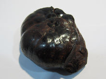 Laden Sie das Bild in den Galerie-Viewer, Hämatit roter Glaskopf Blutstein Knolle 6cm Egremont Cumberland, England