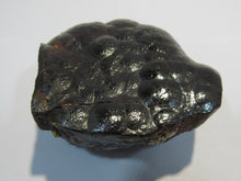 Laden Sie das Bild in den Galerie-Viewer, Hämatit roter Glaskopf Blutstein Knolle 6cm Egremont Cumberland, England