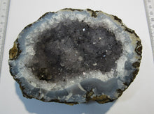 Laden Sie das Bild in den Galerie-Viewer, Amethyst fein violett Achat Druse Calcit xx halbe Geode 12cm 0,5Kg Chihuahua, Mexiko