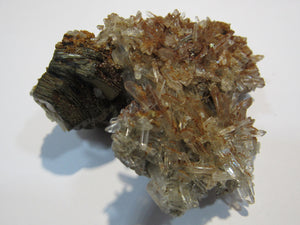 Bergkristall Nadelquarz mit Glimmer Pyrit Capnic Maramures, Rumänien