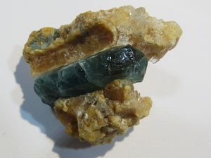 Aquamarin Kristall in Feldspat Calcit xx Mina Mimaso Espirito Santo, Brasilien