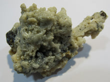 Laden Sie das Bild in den Galerie-Viewer, Zinkblende Sphalerit Calcit Quarz Nadelquarz 8cm Baia Sprie Cavnic, Rumaenien