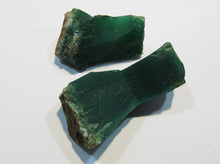 Laden Sie das Bild in den Galerie-Viewer, Feuerstein grüner Chalcedon Heliotrop Jaspis Rohstein Mtoroshanga, Simbabwe