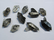 Laden Sie das Bild in den Galerie-Viewer, Bergkristall 10 Doppelender 2-3cm Rauchquarz Inclusen Phantome Tibet Himalaya, China