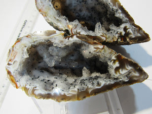 Achat Bergkristall edle große Chalcedon Mandel aufgeschnitten 350g, Brasilien