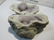 Laden Sie das Bild in den Galerie-Viewer, Bergkristall Amethyst Geode 2 feine Drusen Hälften 337g Smara, Westsahara
