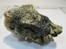 Laden Sie das Bild in den Galerie-Viewer, Calcit auf Quarz Pyrit Würfel und Zinkblende 780g Baia Sprie Capnic, Rumänien