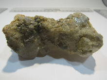 Laden Sie das Bild in den Galerie-Viewer, Calcit top Kanonenspat Kristall Schwimmer Stufe 11cm Wernigerode Harz, Deuschland