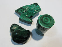 Laden Sie das Bild in den Galerie-Viewer, Malachit 3 Stücke poliert Eule Zylinder Druse 205g Shaba, Kongo