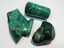 Laden Sie das Bild in den Galerie-Viewer, Malachit 3 Stücke poliert Eule Zylinder Druse 205g Shaba, Kongo