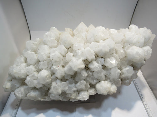 Bergkristall XL große Stufe Milchquarz 37cm 7200g Itremo Massiv, Madagaskar