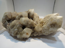 Laden Sie das Bild in den Galerie-Viewer, Bergkristall XL große Stufe Artischocken Rauchquarz 34cm 8,1Kg Antanarivo, Madagaskar