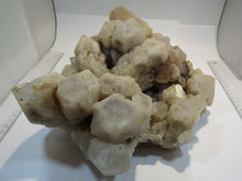 Laden Sie das Bild in den Galerie-Viewer, Bergkristall XL große Stufe Artischocken Rauchquarz 34cm 8,1Kg Antanarivo, Madagaskar