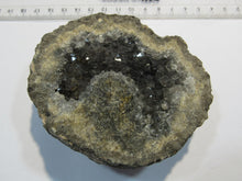 Laden Sie das Bild in den Galerie-Viewer, Rauchquarz Achat Druse halbe geknackte Geode 9cm Tizi n Tichka, Mexiko