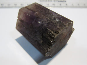 Aragonit violetter Einkristall hexagonal Schwimmer Camporrobles Valencia , Spanien