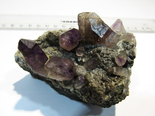 Amethyst dezent violette Kristallstufe 8cm Brandberg Davib Ost Erongo, Namibia