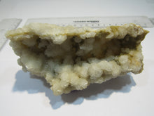 Laden Sie das Bild in den Galerie-Viewer, Calcit Papierspat Blätterspat feine Stufe 12cm Stbr. Terpetzen Kärnten, Österreich