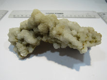 Laden Sie das Bild in den Galerie-Viewer, Calcit Papierspat Blätterspat feine Stufe 12cm Stbr. Terpetzen Kärnten, Österreich