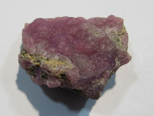 Laden Sie das Bild in den Galerie-Viewer, Smithonit SB2S3 sphäriche Kristalle beidseitig 5cm 88g Chihuahua, Mexiko