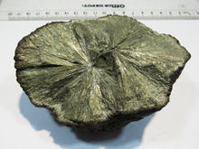 Laden Sie das Bild in den Galerie-Viewer, Markasit Limonit Kristall halbe Knolle 980g top Epernay Marne Reims, Frankreich