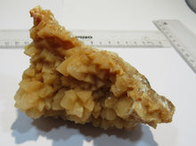 Laden Sie das Bild in den Galerie-Viewer, Calcit Honigcalcit oranger Sinterkalk 10cm Stbr. Winterberg Bad Grund, Deutschland