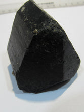 Laden Sie das Bild in den Galerie-Viewer, Turmalin schwarzer Schörl Kristall Spitze 6cm Alto Ligonha Zambesia, Mosambik
