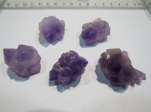 Laden Sie das Bild in den Galerie-Viewer, Amethyst 5Stk. Stüfchen mit Doppelender 3-4cm dezent violett Balkash, Kasachstan