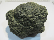 Laden Sie das Bild in den Galerie-Viewer, Markasit große Kristall XL Knolle 1160g Ostsee Kreide Rügen, Deutschland