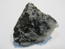Laden Sie das Bild in den Galerie-Viewer, Bergkristall auf Zinkblende Sphalerit Pyrit 7cm Stary Trg Mine Trepca, Kosovo