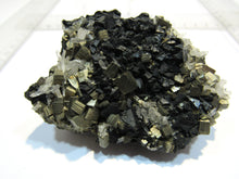 Laden Sie das Bild in den Galerie-Viewer, Zinkblende Sphalerit Pyrit Würfel Kristallstufe 8cm Mitrovica Trepca, Kosovo