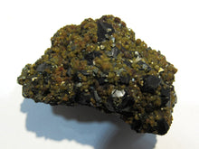 Laden Sie das Bild in den Galerie-Viewer, Zinkblende Sphalerit mit Dolomit, Calcit und Pyrit 8cm Mitrovica Trepca, Kosovo