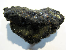 Laden Sie das Bild in den Galerie-Viewer, Zinkblende Sphalerit mit Dolomit, Calcit und Pyrit 8cm Mitrovica Trepca, Kosovo