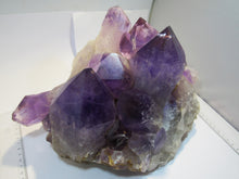 Laden Sie das Bild in den Galerie-Viewer, Amethyst XL feine Großstufe Museumsstück 30x26x19cm 8,9Kg Santa Cruz, Bolivien