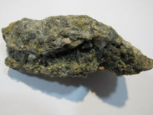 Laden Sie das Bild in den Galerie-Viewer, Topas und Quarz 10cm Schneckenstein Tannenbergsthal, Sachsen, Deutschland