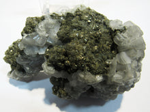 Laden Sie das Bild in den Galerie-Viewer, Calcit und Pyrit auf Fluorit-Calcit Matrix 8cm Wölsendorf Oberpfalz, Deutschland