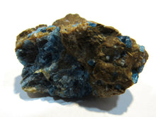 Laden Sie das Bild in den Galerie-Viewer, Hauyn Hauüyn 4cm Kristalle blau Rarität Mendig Eifel Rheinland Pfalz, Deutschland