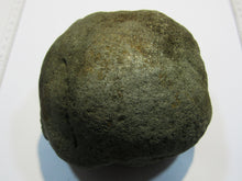 Laden Sie das Bild in den Galerie-Viewer, Markasit XL Kristall Knollenhälfte Calcit 1,8Kg Ostsee Kreide Rügen, Deutschland