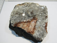Laden Sie das Bild in den Galerie-Viewer, Calcit Rhomboeder Kristall Stufe mit Baryt rot 11cm Herdringen Sauerland, Deutschland