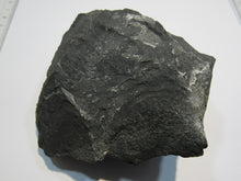 Laden Sie das Bild in den Galerie-Viewer, Calcit Rhomboeder Kristall Stufe mit Baryt rot 11cm Herdringen Sauerland, Deutschland
