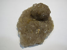 Laden Sie das Bild in den Galerie-Viewer, Bergkristall mit Hämatit Farbsprenkeln 11cm Draatal Atlas, Marokko
