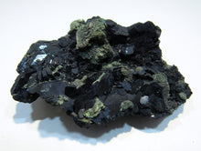 Laden Sie das Bild in den Galerie-Viewer, Azurit top Kristallstufe 8cm 123g etwas Malachit auf Matrix Tsuneb Mine, Namibia