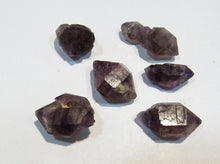 Laden Sie das Bild in den Galerie-Viewer, Amethyst 6Stk. Doppelender 15-25mm violett Tibet Himalaya, China