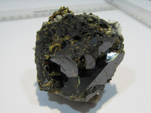 Laden Sie das Bild in den Galerie-Viewer, Zinkblende braune Kristall Matrix mit Kupferkies Quarz 5,5cm Baia Mare, Rumänien