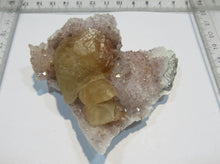 Laden Sie das Bild in den Galerie-Viewer, Amethyst Eisenkiesel Druse mit Honigcalcit 8cm Stbr Juchem Idar Oberstein, Deutschland