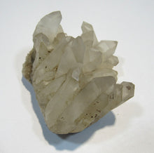 Laden Sie das Bild in den Galerie-Viewer, Bergkristall Stufe 6,5cm 115g Grieswies-Schwarzkopf Rauris Salzburg, Österreich